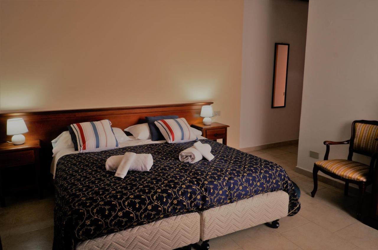 Hotel Borgo Antico ファブリアーノ エクステリア 写真