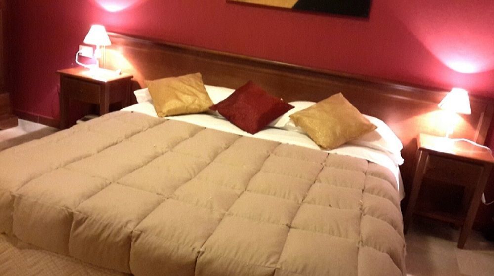 Hotel Borgo Antico ファブリアーノ エクステリア 写真
