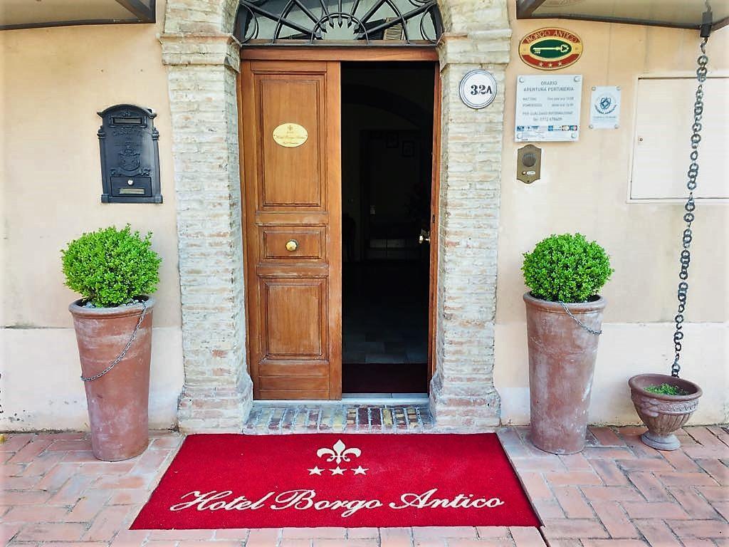 Hotel Borgo Antico ファブリアーノ エクステリア 写真