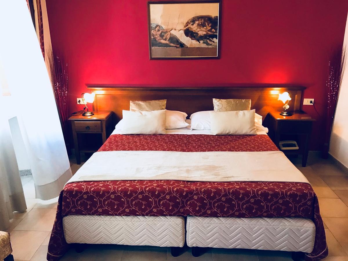 Hotel Borgo Antico ファブリアーノ エクステリア 写真