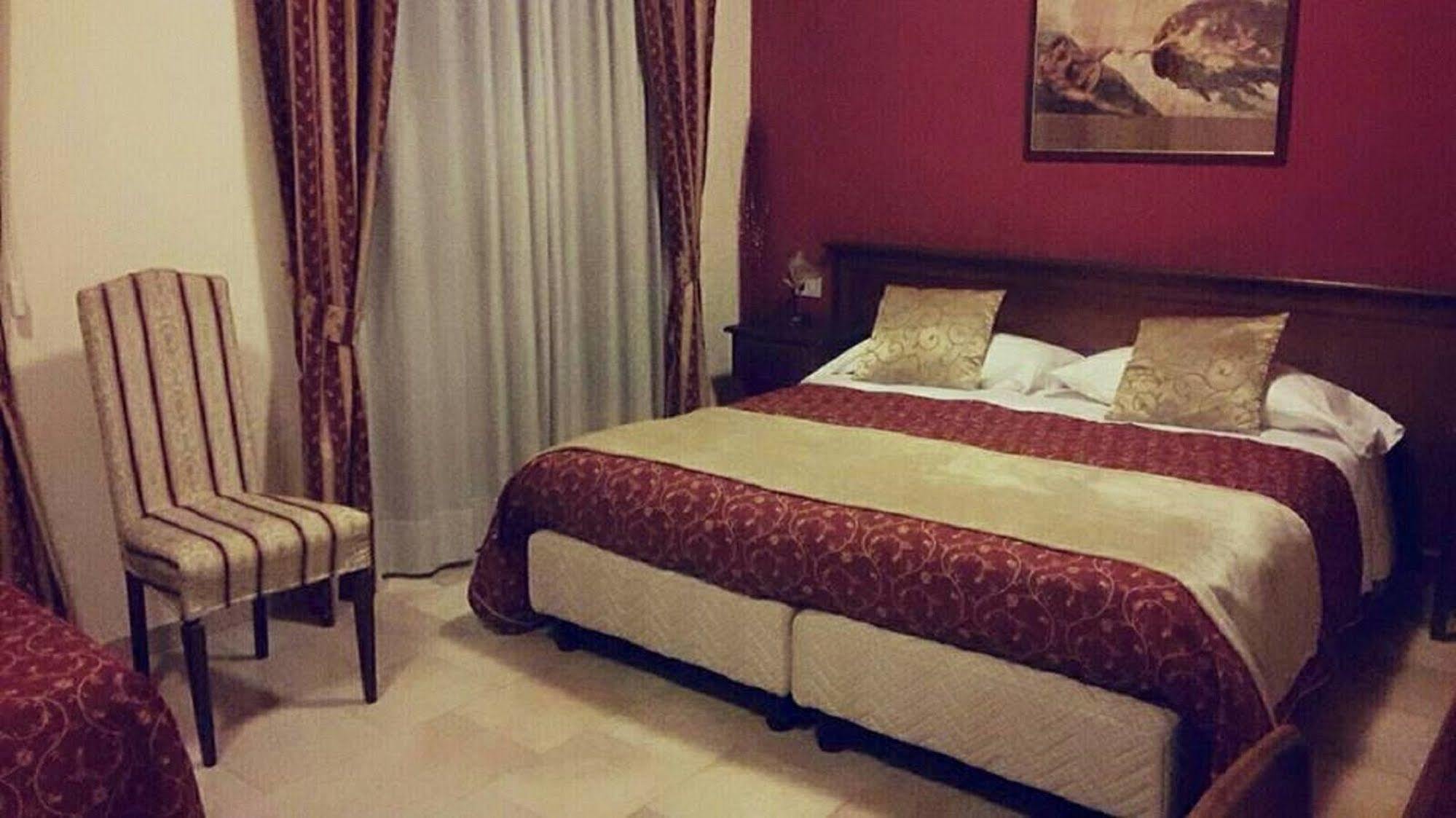Hotel Borgo Antico ファブリアーノ エクステリア 写真