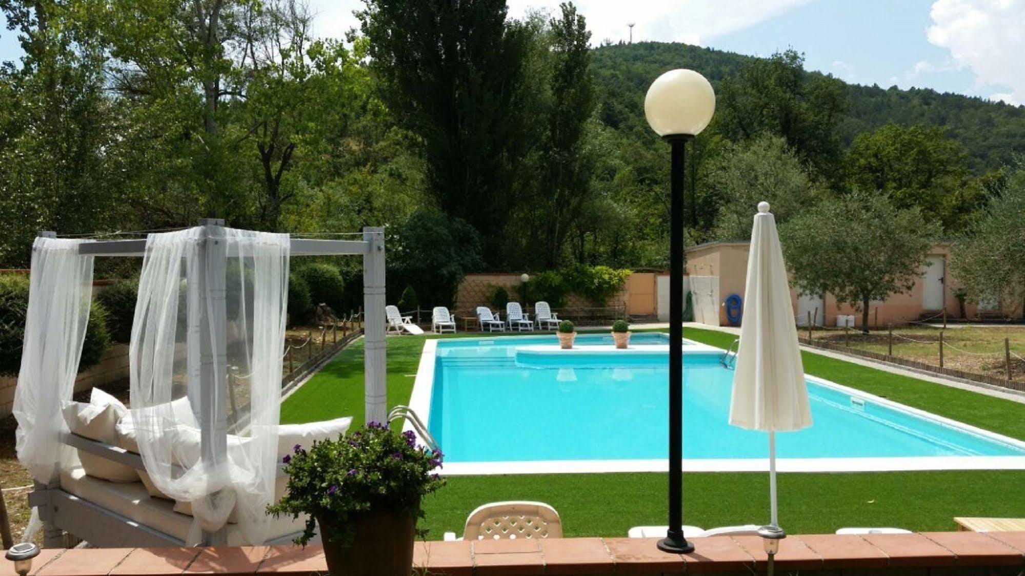 Hotel Borgo Antico ファブリアーノ エクステリア 写真